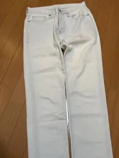 GU ホワイトデニムパンツ 28サイズ