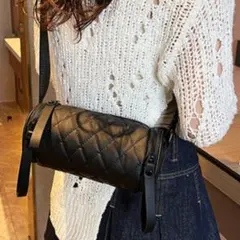 ブラック キルティング ショルダーバッグ