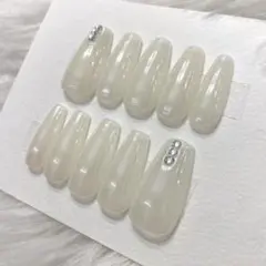 No.6 ホワイトオーロラ　オフィスネイル　春ネイル