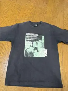 THE NORTH FACE グラフィック Tシャツ ブラック