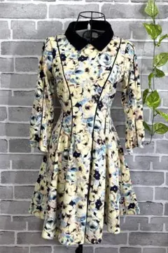 【匿名配送】シュープリームララ♡花柄Aラインミニワンピース 七分袖　Mサイズ