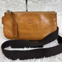 【極美品】IL BISONTE レザー ショルダーバッグのサムネイル