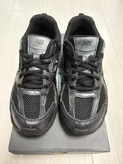 キッズ　スニーカー　ニューバランス　530