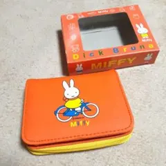 【値下げ】新品未使用 Miffy ミッフィー オレンジ 二つ折り財布