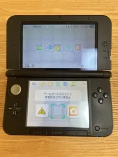 ニンテンドー3DS LL シルバー×ブラック 充電器付き