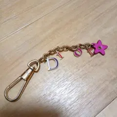 Dior 星型チャーム キーホルダー
