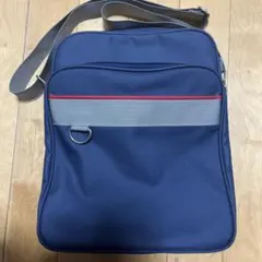 ネイビー ショルダーバッグ シンプルデザイン