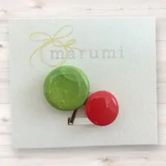 ダブルサークル イヤーカフ グリーン×レッド 右耳用／左耳用選択可