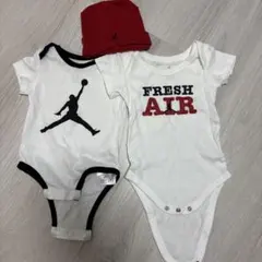 Jordan ジョーダン　ロンパース 60サイズの2枚と帽子のセット