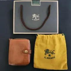 ぴ*の様 IL BISONTE 2つ折ラウンドジップレザーウォレット二つ折り財布