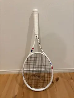 ② 美品 テクニファイバー T-fight 300s グリップ3 スペック測定済
