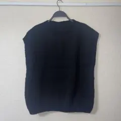 黒 ニット ベスト ノースリーブ
