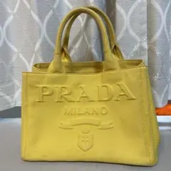 プラダ イエローバッグ