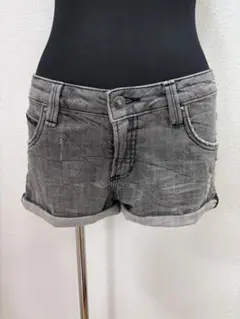 【新品】　ダメージデニム　ショートパンツ　ショーパン