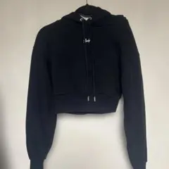 Rady ブラック クロップドパーカー フード付き