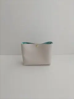 ハンドメイド マルチポーチ バッグインバッグ 小物入れ 水色
