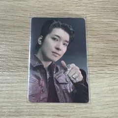 HAPPY BURSTDAY yzy 北京 ウォヌ トレカ