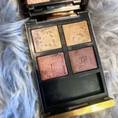 トム フォード ビューティ アイ カラー クォード　4A ハネムーンクォード