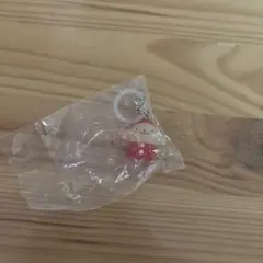 新品いちごポムポムプリンめじるしチャーム