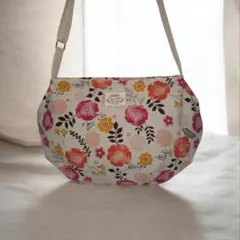 花柄ショルダーバッグ　ころりんバッグ　底板入り