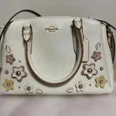 超美品　COACH フラワーショルダーバッグ ホワイト　未使用に近い