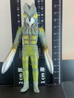 バルタン星人　2001年　ソフビ　ウルトラマン　BANDAI