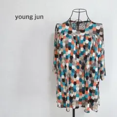 m1162 young jun【F】チュニック マルチカラー 総柄 クルーネック