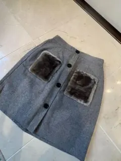 グレー　ファー付きスカート　試着のみ