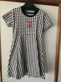 〇*〇様 【新品、未使用、タグ付き】半袖Aラインワンピース 黒白チェックのサムネイル