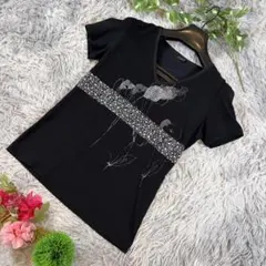 ✨LOUNIE✨サイズS相当 半袖カットソー ブラック 花柄切り替え Vネックのサムネイル