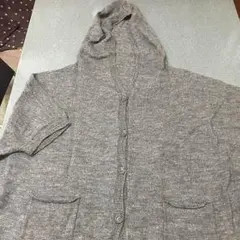 mizuirｏ–ind  ニット半袖フード付きセーター。長い期間着れる商品です。