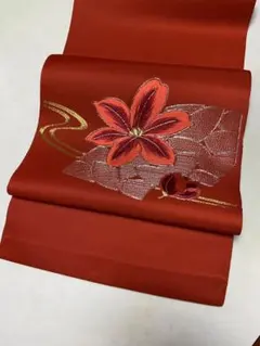 名古屋帯　赤　お太鼓柄　花柄　刺繍　松葉仕立て　29.5×361㎝