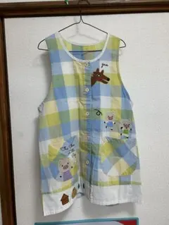 3匹のこぶた エプロン チェック柄 刺繍のサムネイル