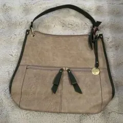 バック　鞄　深緑　ブラウン