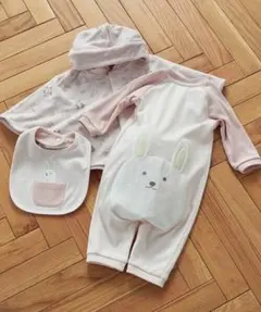 新品未開封☆コムサイズム☆うさぎ☆ピンク☆リバーシブル☆スタイ☆ギフト