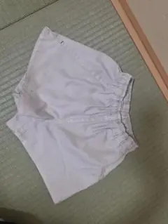 ホワイト ハーフパンツ