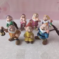 ディズニー 白雪姫 7人の小人 PVCフィギュア 7体セットのサムネイル