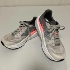 Item thumbnail for item e1a085f7-7ba2-4808-bb57-b4300e98b4b1