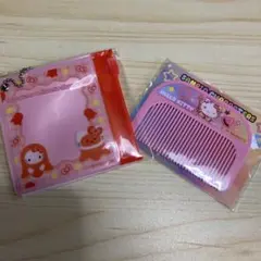 セブン✖️サンリオ　ミニポーチチャーム　オリジナルコーム