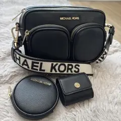MICHAEL KORS ブラック ショルダーバッグ