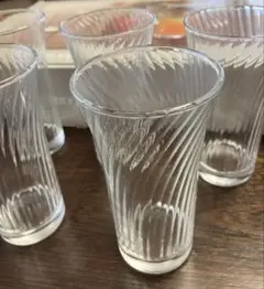 ひねり凸凹模様のガラス製　小ぶりグラス　5個セット