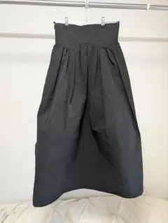 【超美品】ウエスト切り替えブラック フレアロングスカート