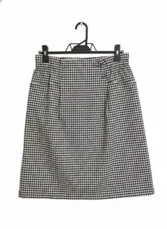 マジェスティックレゴン　スカート