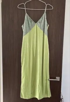 ベルベット　ブロックカラー　スリットキャミワンピース