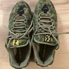 NIKE TRIAX 迷彩スニーカー　カモ柄
