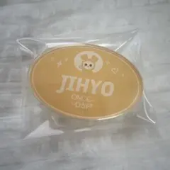 TWICE ジヒョ　onceday ピンバッジ　ネームバッチ　缶バッジ