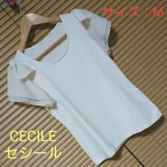 ★セシール CECILE★ Tシャツ カットソーのサムネイル