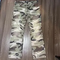 Wrangler カモフラージュ柄パンツのサムネイル
