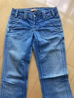 美脚シルエット⭐️ヤヌーク⭐️レディース　デニムパンツ ジーンズ