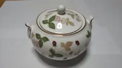 ウェッジウッド ワイルドストロベリー シュガーボックス Lサイズ